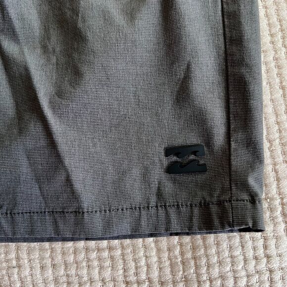 Billabong Crossfire Submersibles Shorts Mens Size 30 Dark Gray Quick Dry Beach - Picture 13 of 14